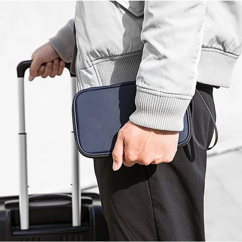 Lightweight Family Travel Pass - Travel Organizer Men 评论和价格